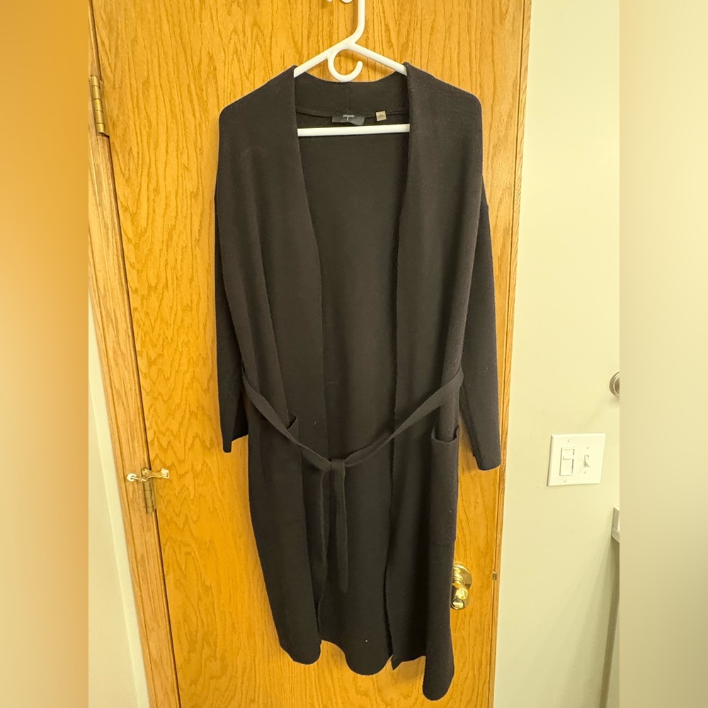 Tahari Elegant Black Knit Cardigan